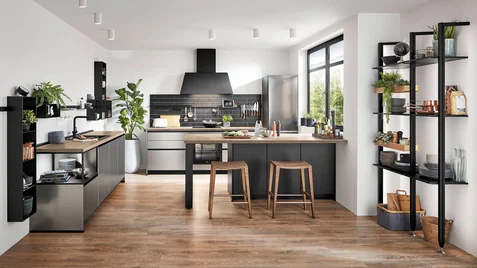 Acier brossé & bois, esprit professionnel